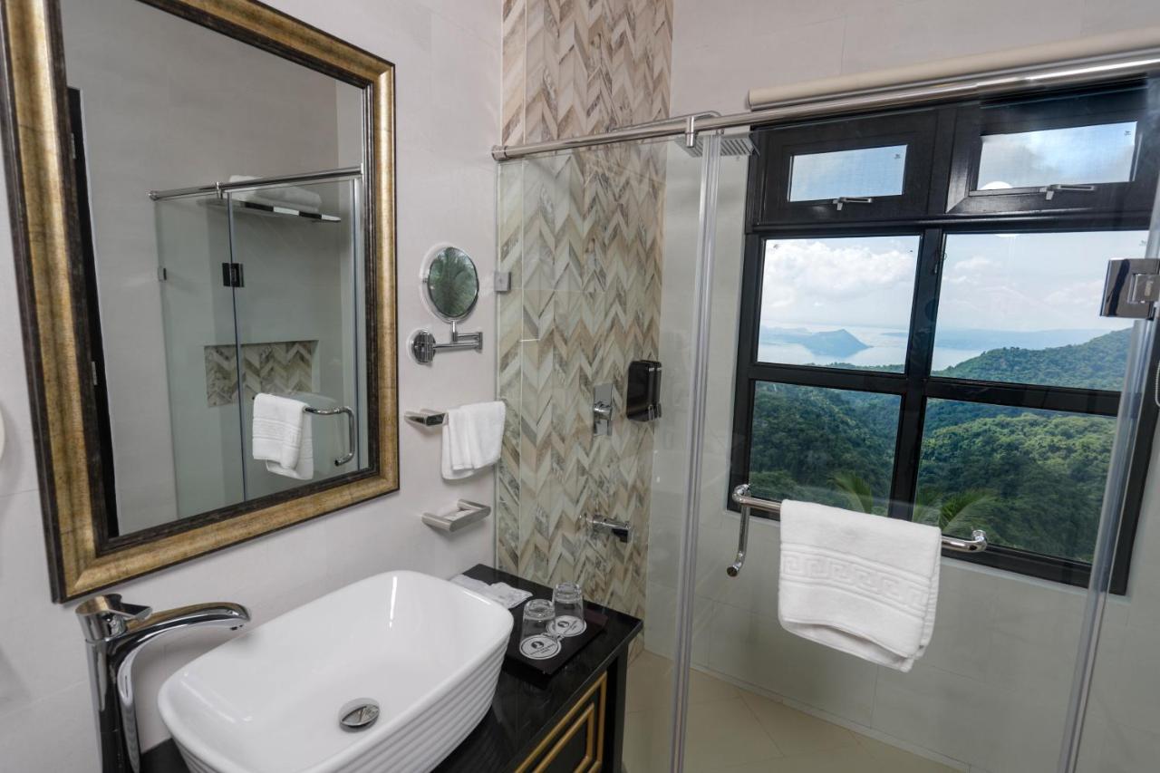 The Grandmaster Hotel Tagaytay City Exterior foto